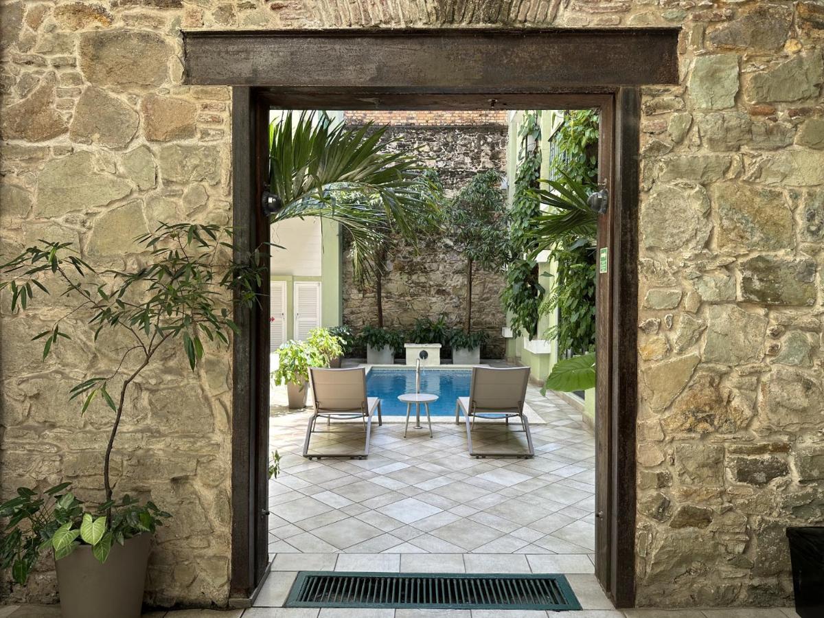 Amazinn Places Casco Viejo Pink Desing And Pool IX Panama City Exteriör bild